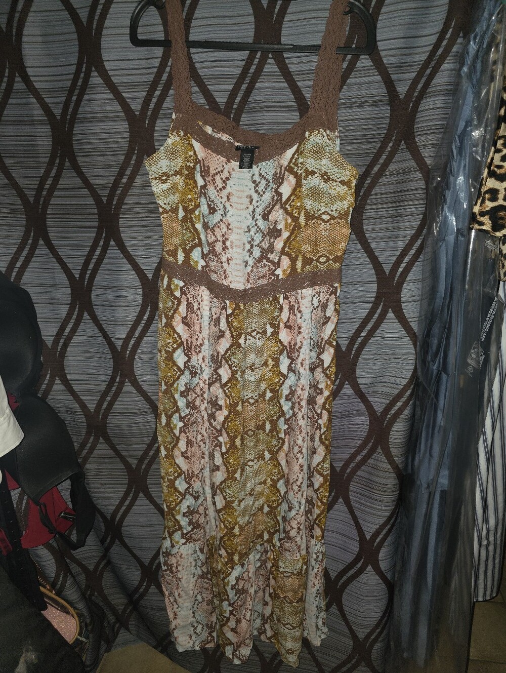 Sleeveless Snake Print Maxi Dress in Brown, Tan & Cream
